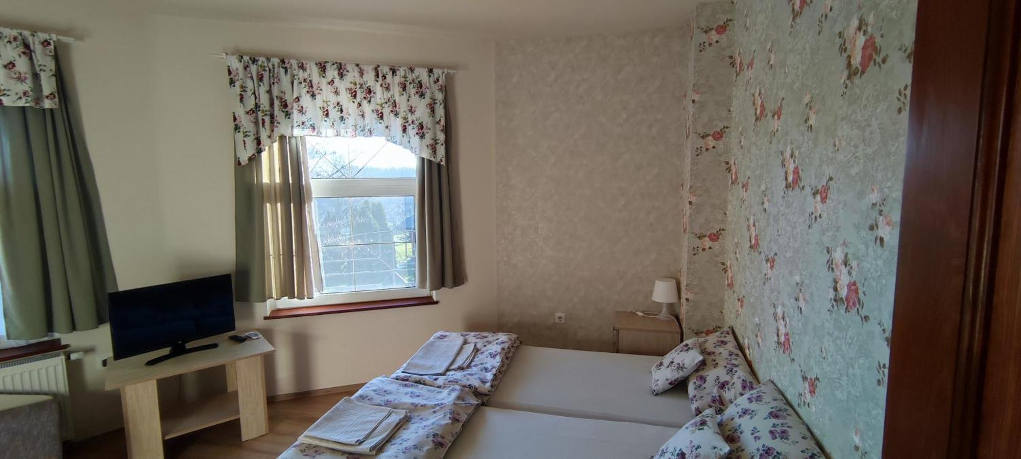 Village Garden Family Guest House Tiszakanyár Eksteriør bilde