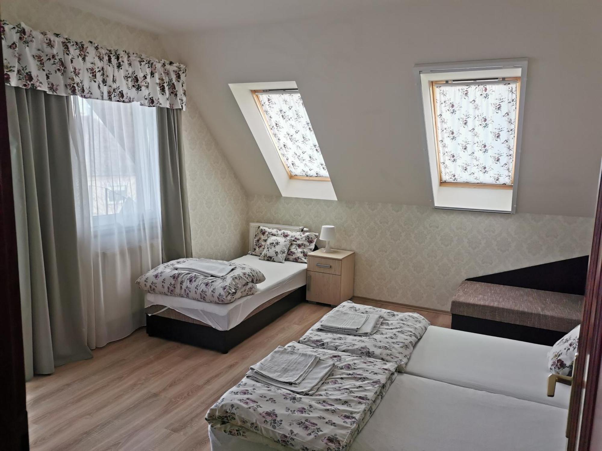 Village Garden Family Guest House Tiszakanyár Eksteriør bilde